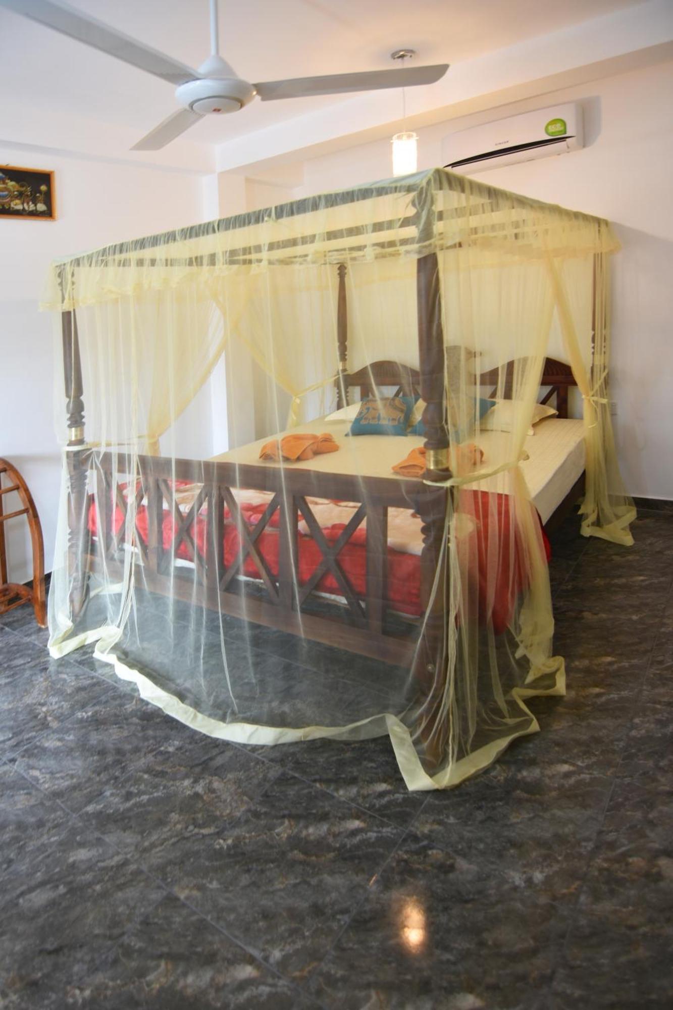 The Lodge Unawatuna Ngoại thất bức ảnh