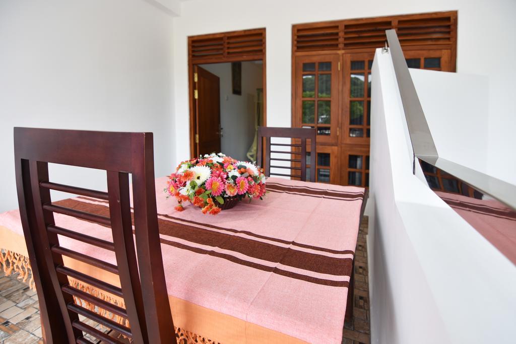 The Lodge Unawatuna Ngoại thất bức ảnh